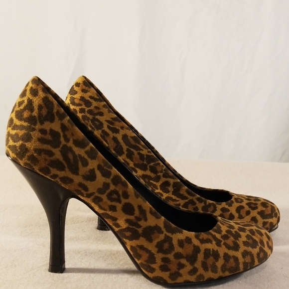 Brand New Chinese Laundry Leopard Print Pumps - Picture 3 of 6